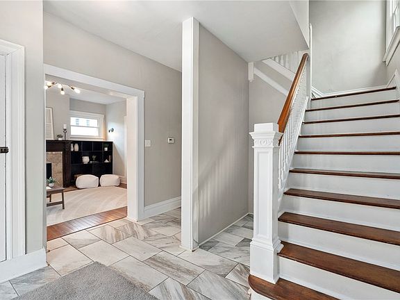 3rd image of 7504 Brighton Rd