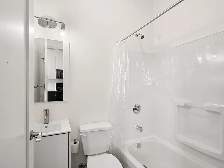 Owl's Nest Apartments — Photo 31