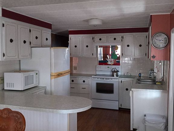 2nd image of 7403 46th Ave N Lot 77
