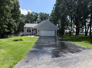 10709 William Ct, Greenville, MI 48838