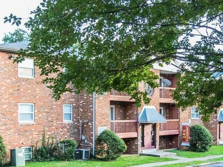 Lea Boulevard Apartments