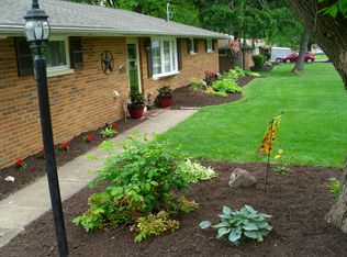 1309 Laurel Dr, Macedonia, OH 44056