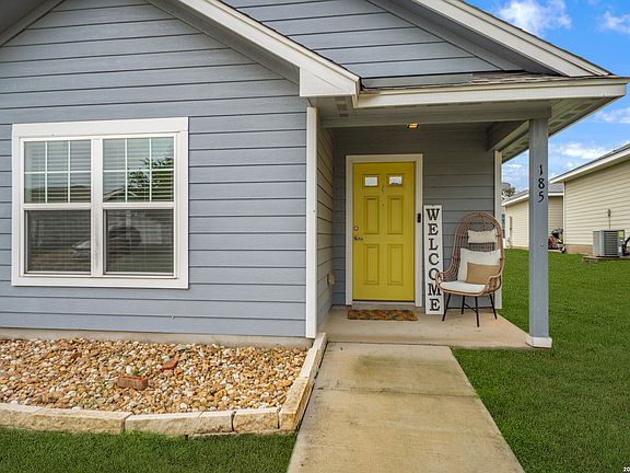 3rd image of 185 LARK HILL RD