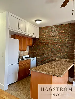 Rented by Hagstrom Management Inc | media 19