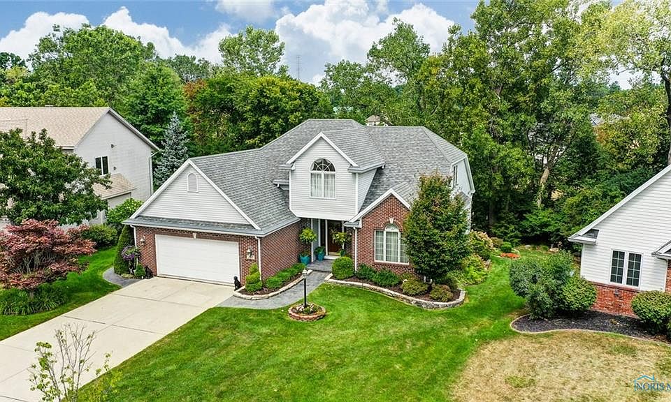 1st image of 742 Creekside Dr