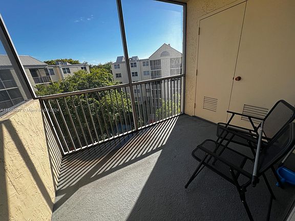 5th image of 8353 Lake Dr APT 503