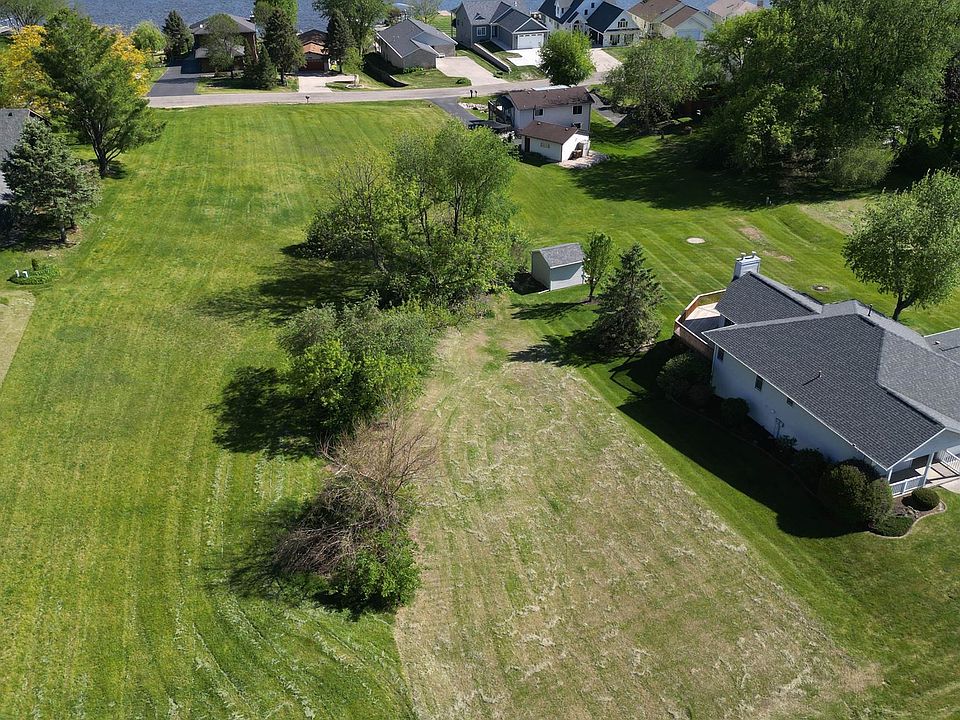 1st image of 951 Lake Summerset Rd