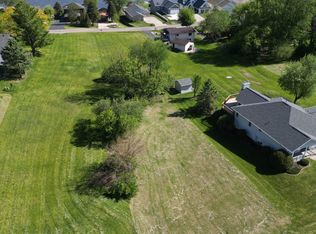 951 Lake Summerset Rd, Davis, IL 61019