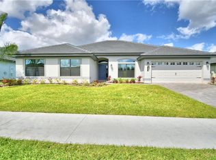 437 Lake Vista Dr, Auburndale, FL 33823