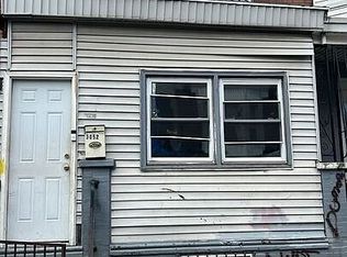 3052 N Water St, Philadelphia, PA 19134