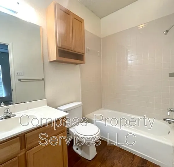 1909B S 14th St #1909B S 14TH — Photo 11