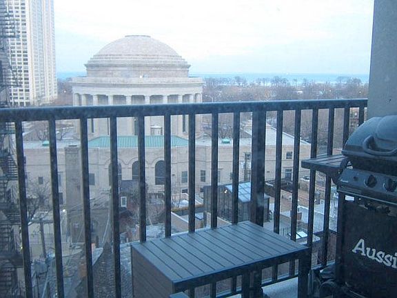 2nd image of 2740 N Pine Grove Ave APT 10A