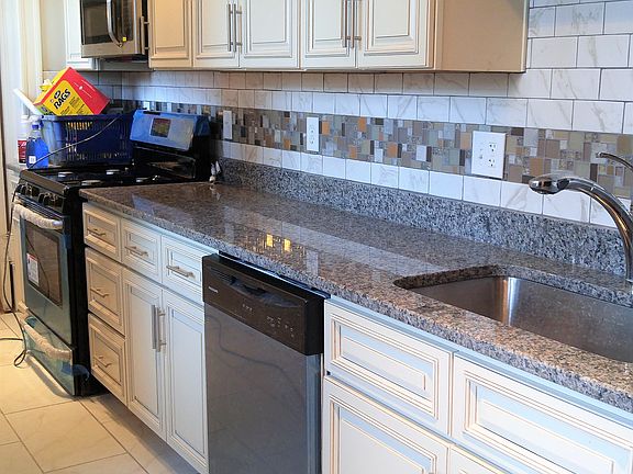 4th image of 1110 E Armour Blvd APT 6