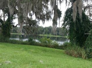 413 Blue Water Edge Dr, Eustis, FL 32736