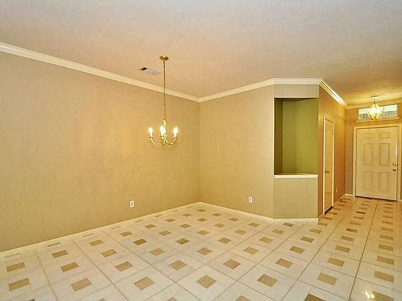 3rd image of 3923 Teal Run Place Ct