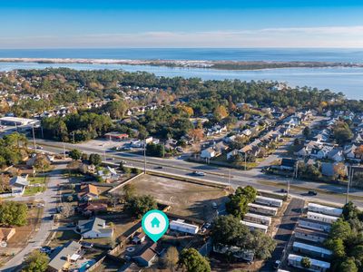 2 Lake Ave, Mary Esther, FL, 32569