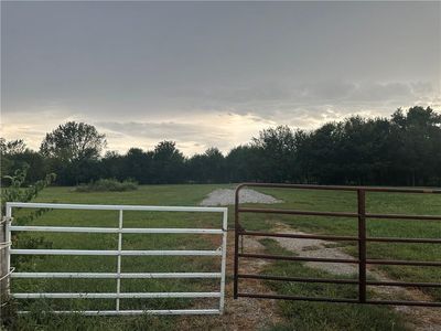 9 W 255th St, Louisburg, KS, 66053