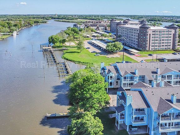 4th image of 18617 Egret Bay Blvd APT 1119