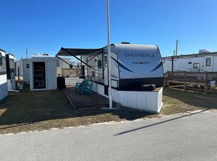 105 Block Dr, Emerald Isle, NC 28594