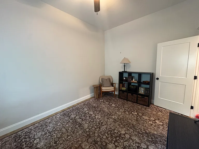 2102 Bernhurst Dr — Photo 21