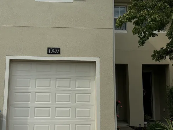 10409 Regent Square Dr #802, Orlando, FL 32825