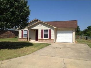 823 S 39th St, Van Buren, AR 72956