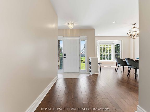 4th image of 43 W Ridge Dr