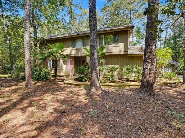 2 Deerfield Road, Hilton Head Island, SC 29926
