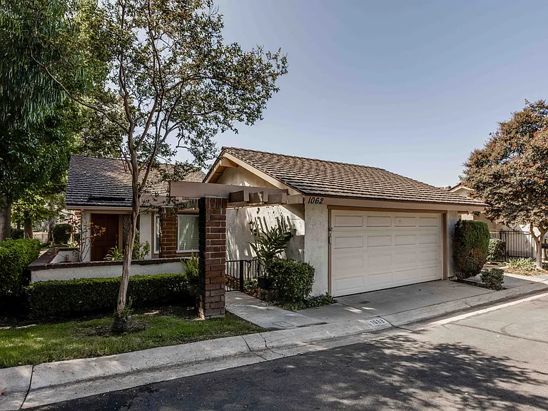 1062 Marina Dr — Photo 22