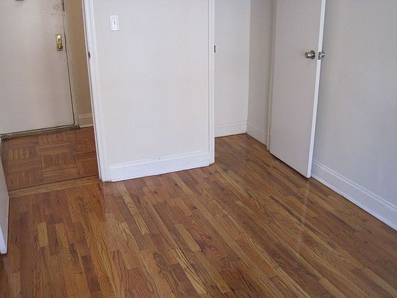 4th image of 2522 Newkirk Ave APT 10