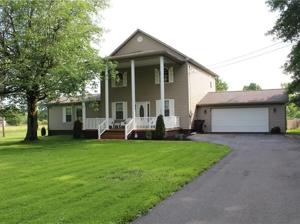 5157 Tamarack Dr, Sharpsville, PA 16150