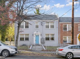 405 34th St SE APT 1, Washington, DC 20019