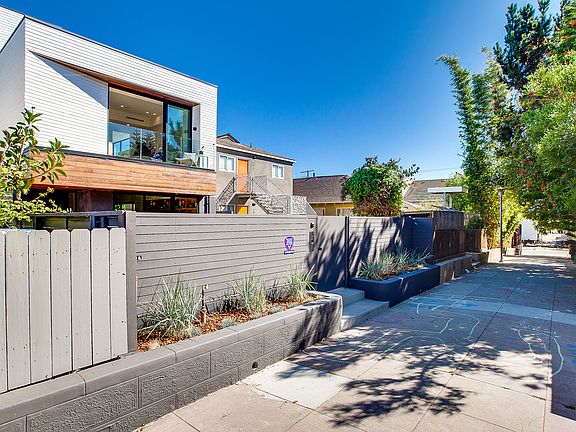 2nd image of 112 N Paloma Ave