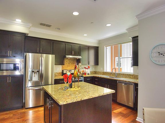 4th image of 1342 Nestwood Way