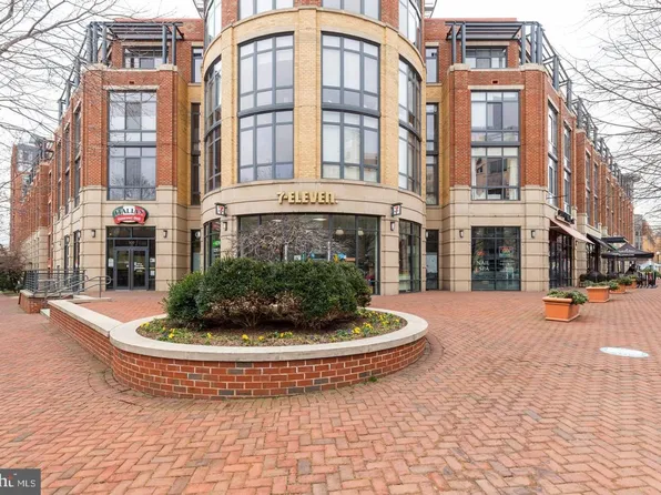 520 John Carlyle St, Alexandria, VA