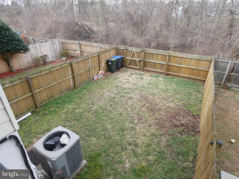 4128 Hamlin Ct — Photo 76