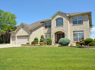 16532 W Split Rail Dr, Lockport, IL 60441