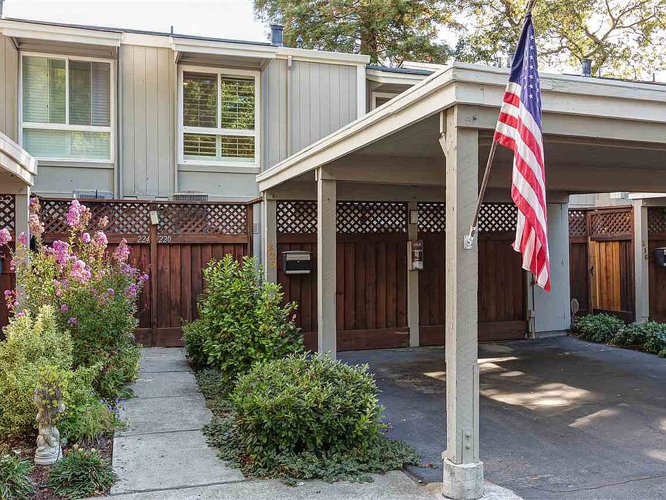 1st image of 220 Garden Creek Pl