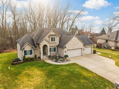 2390 Torrey Grove Ct, Fenton, MI, 48430