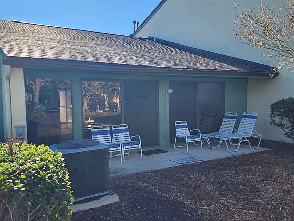 3rd image of 223 Club House Blvd