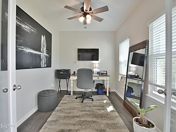 5th image of 8606 Leeanna Brooke Ln