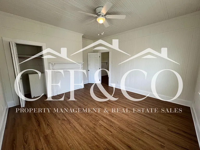 696 Maywood St — Photo 14