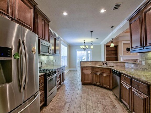 5th image of 5869 Halleck Ct