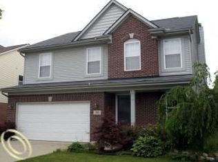 388 Ethan Dr, Westland, MI