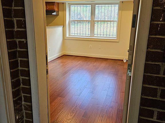3rd image of 4800 C St SE APT 102