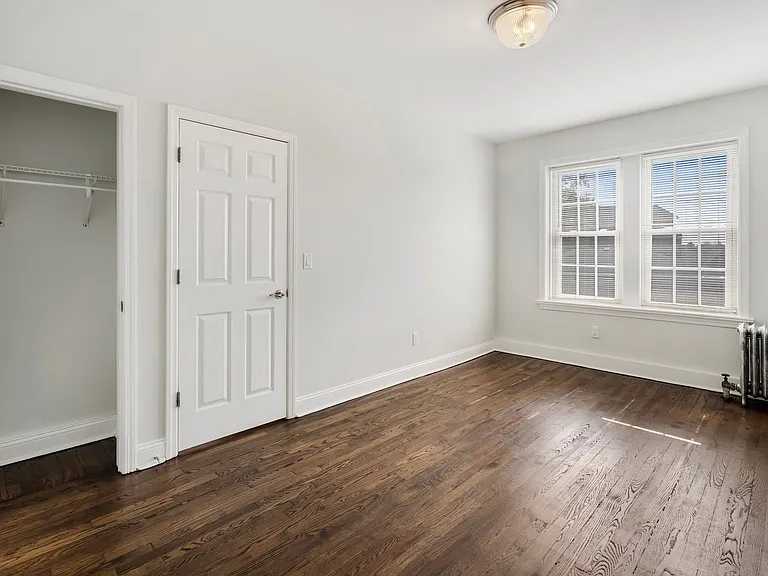64 Park Apartments — Photo 5