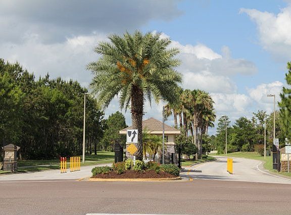 5th image of 2833 Wood Pointe Dr