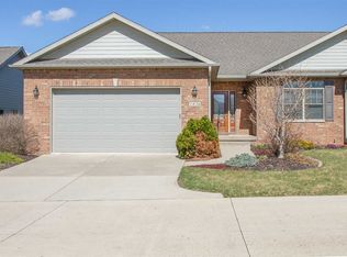 1430 17th St, De Witt, IA 52742