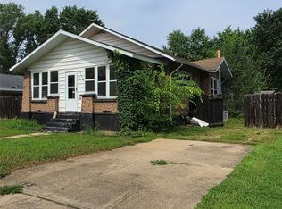 704 Camilla St, Park Hills, MO 63601