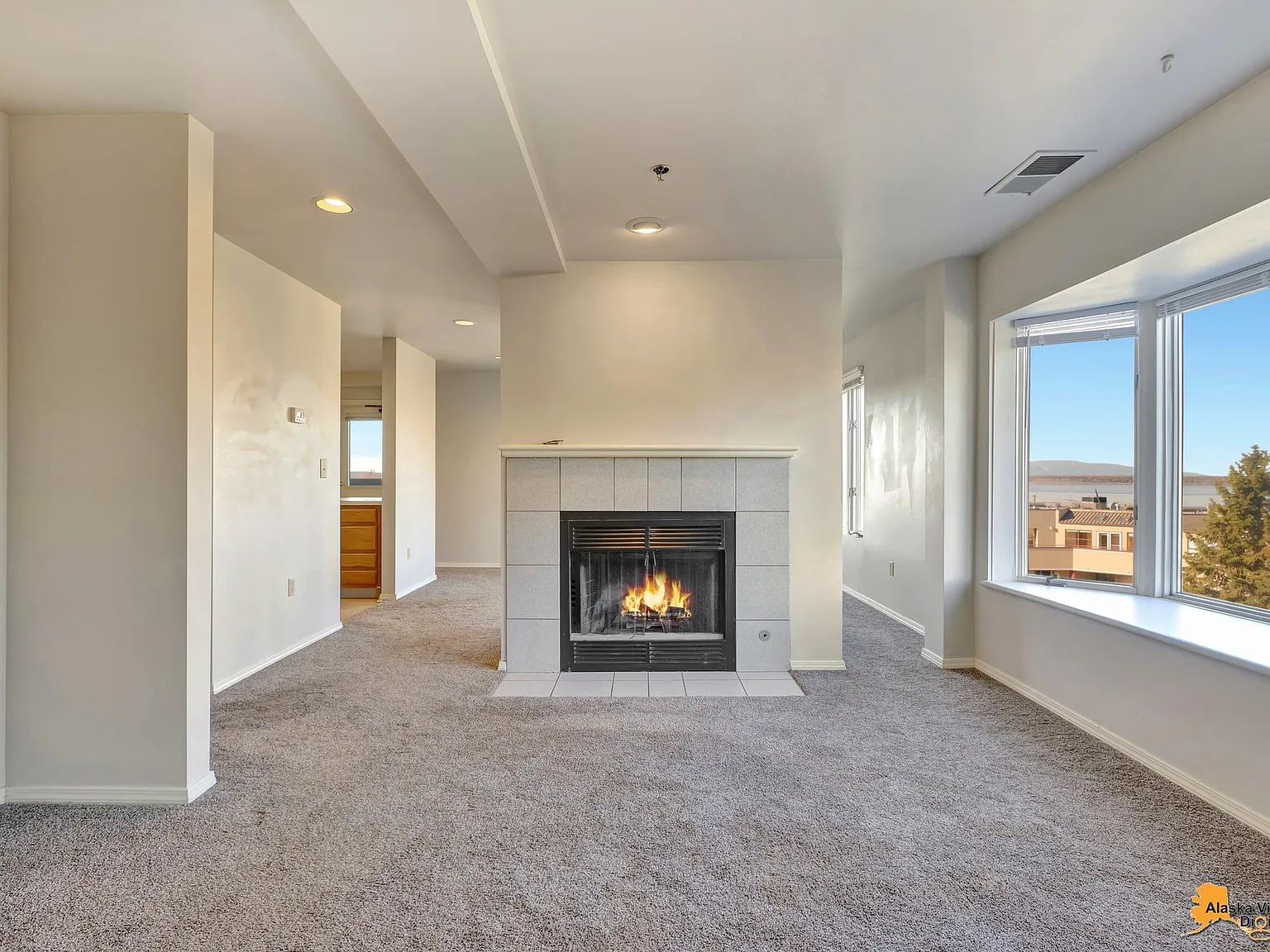 3 bed, 1800 sqft, $2,500 — Photo 4